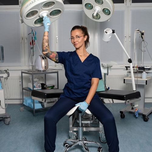 Galeriebild 3 von Chefärztin Eve